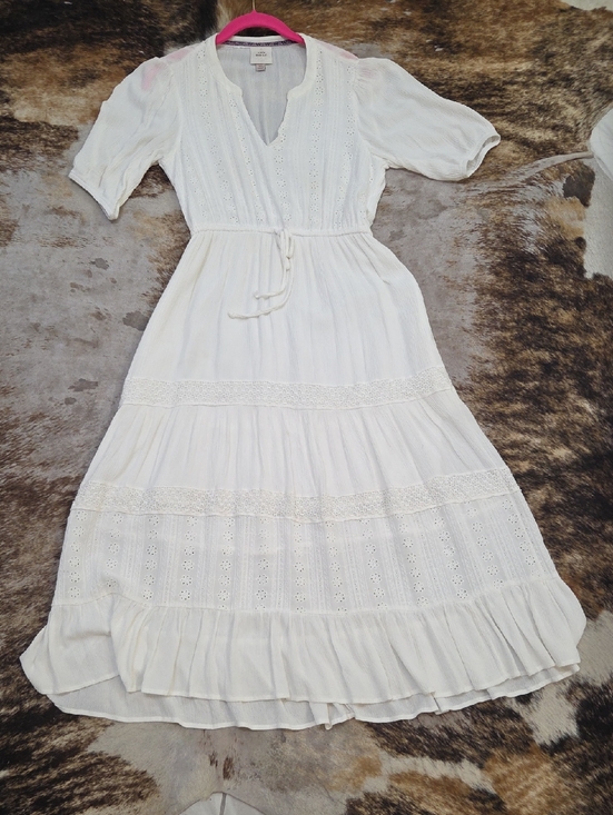 Knox Rose Dresses & Skirts - Knox Rose White Eyelet Maxi Dress with Tie Waist